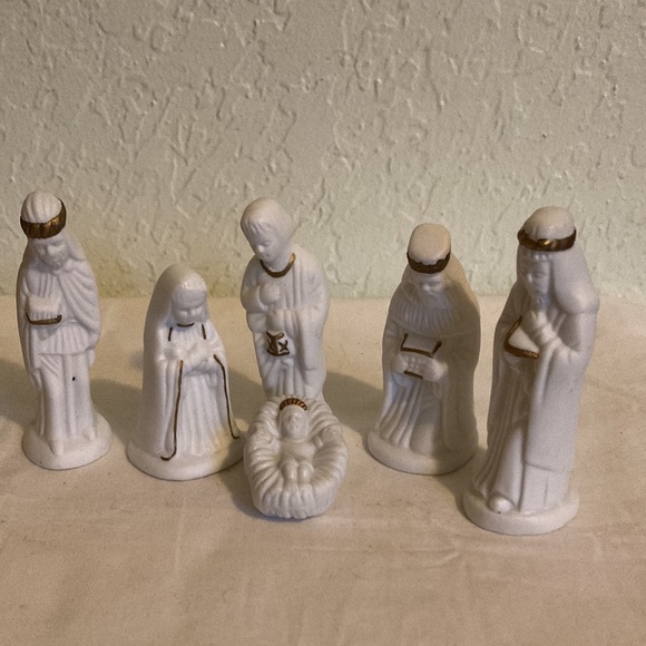 VINTAGE: 6pcs - Bisque Porcelain Nativity Set By Giftco - Christmas Holiday - Picture 4 of 7